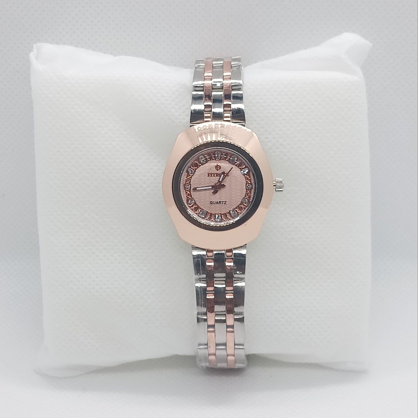 Timeless Ladies’ Watch – Rose Gold Bezel & Rose Dial