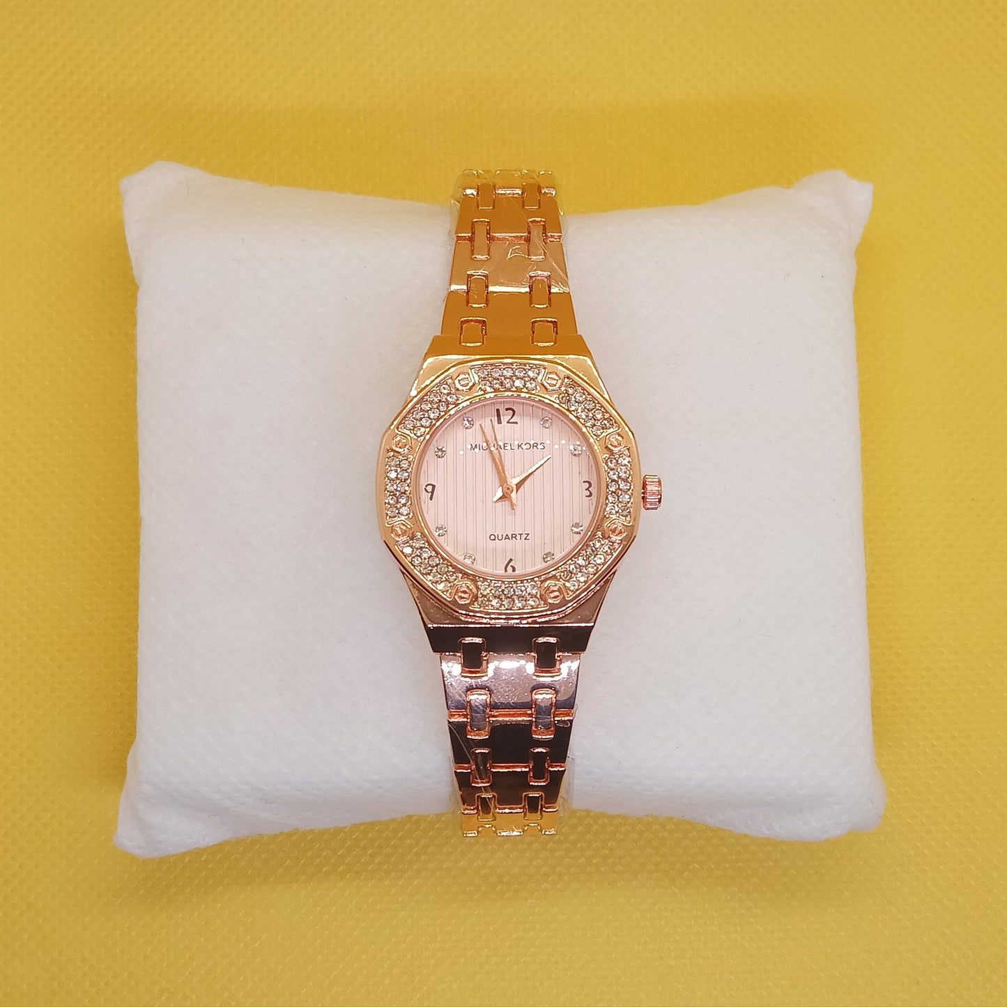 Stylish Rose Gold Crystal Ladies Watch – Luxury Bracelet Collection