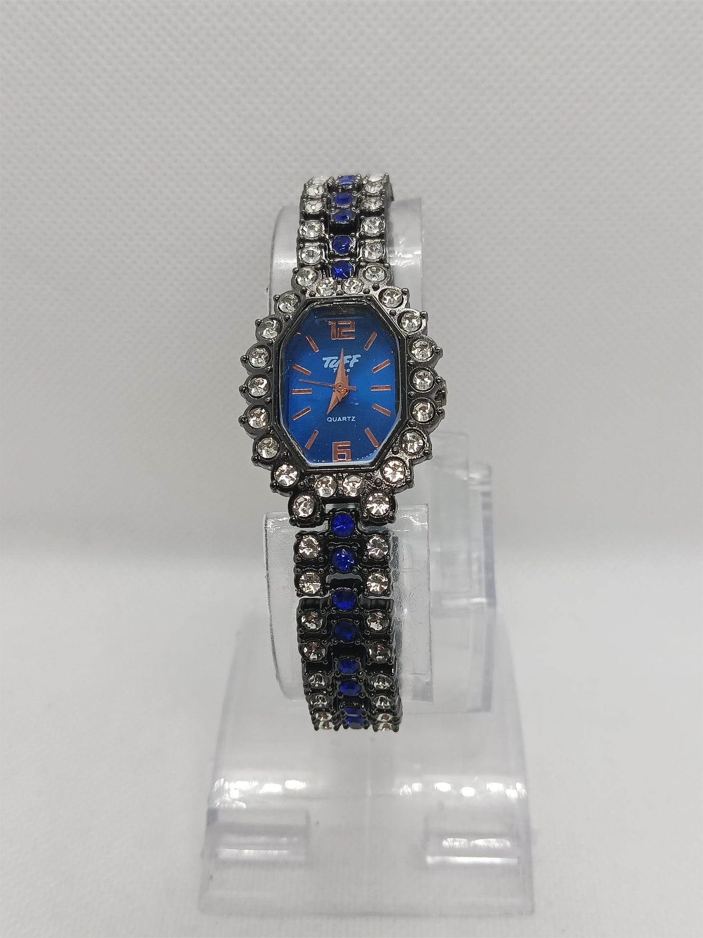 Midnight Sapphire Crystal Bracelet Watch — Silver Edition