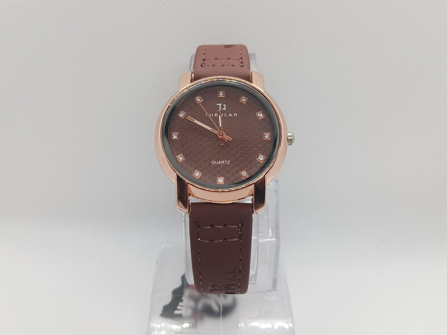 Brown Elegance Ladies Watch – Rose Gold Dial, Leather Strap, Premium Design