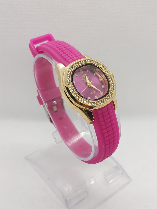 Pink Crystal Edge – Golden Charm Edition