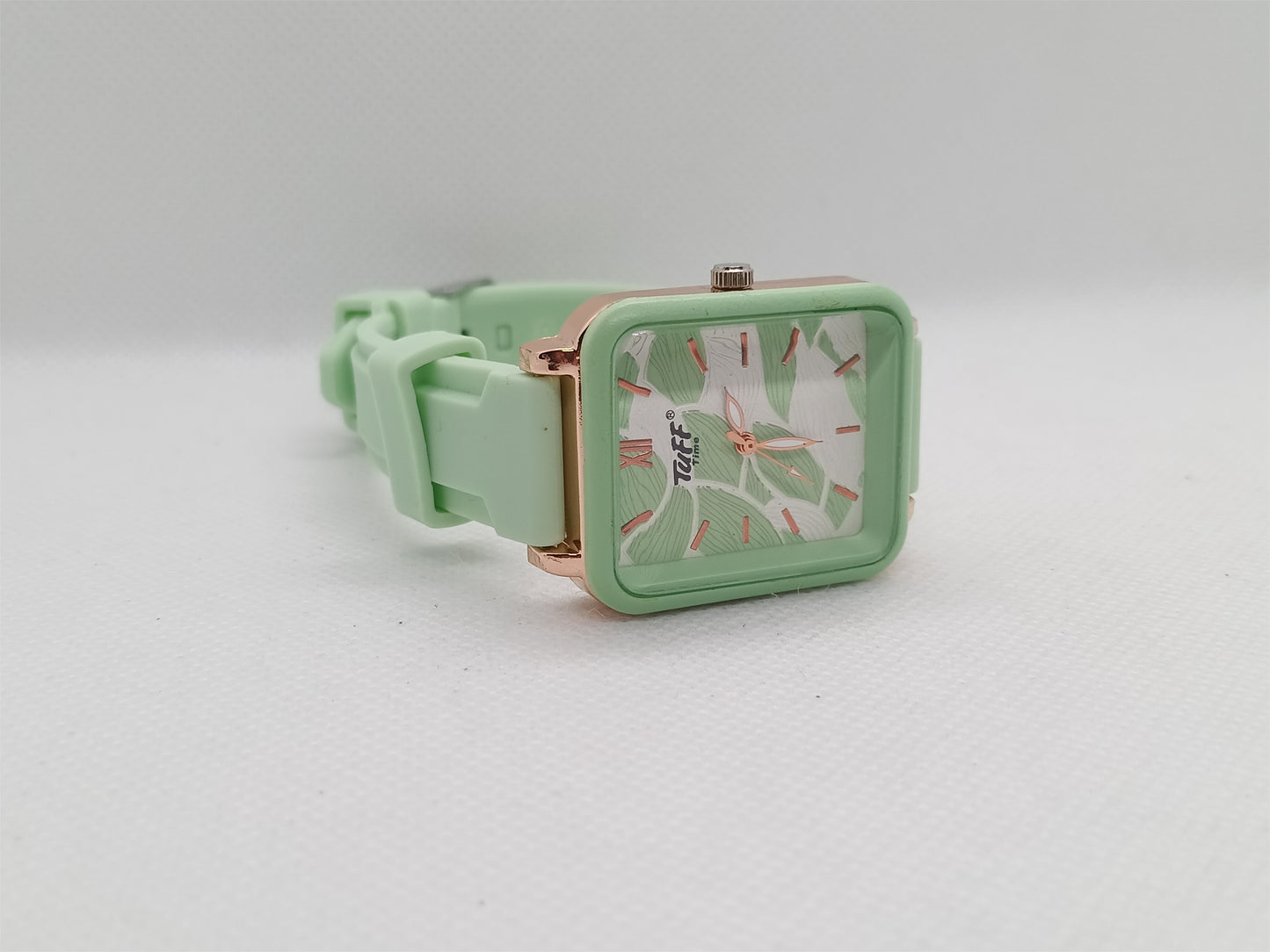 Mint Marble Square – Soft Pastel Elegance