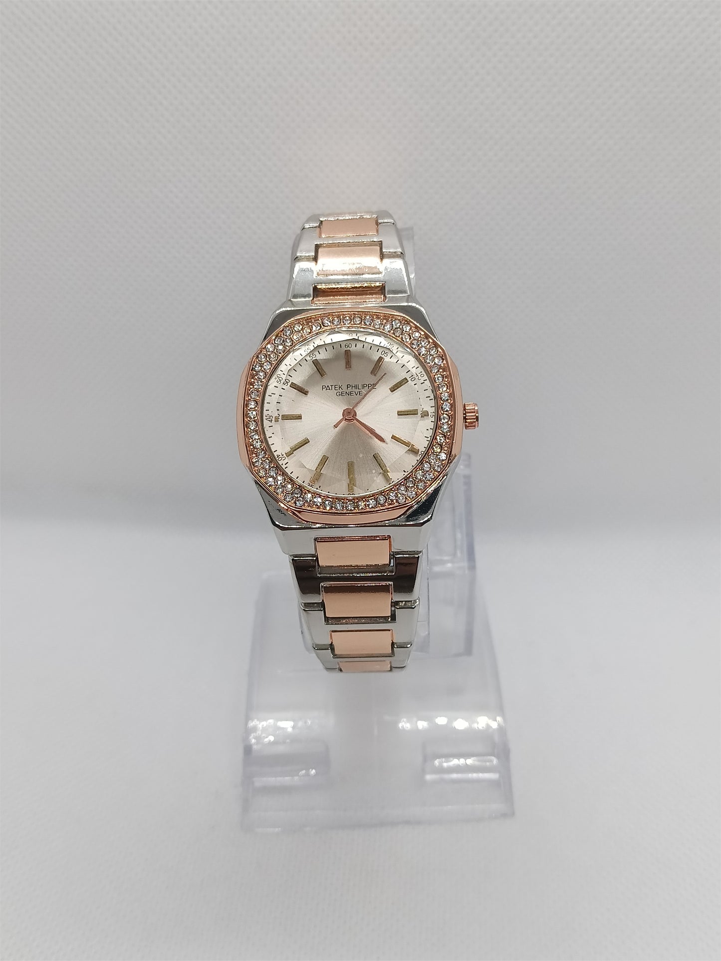 Crystal Bezel Champagne Dial Elegance Watch