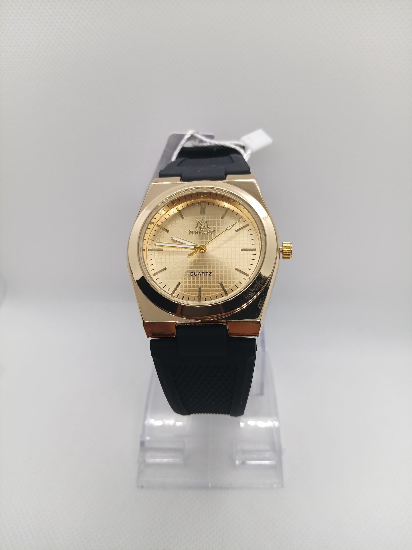 Golden Dial Men’s Watch – Black Rubber Strap, Water Resistant, Premium Build