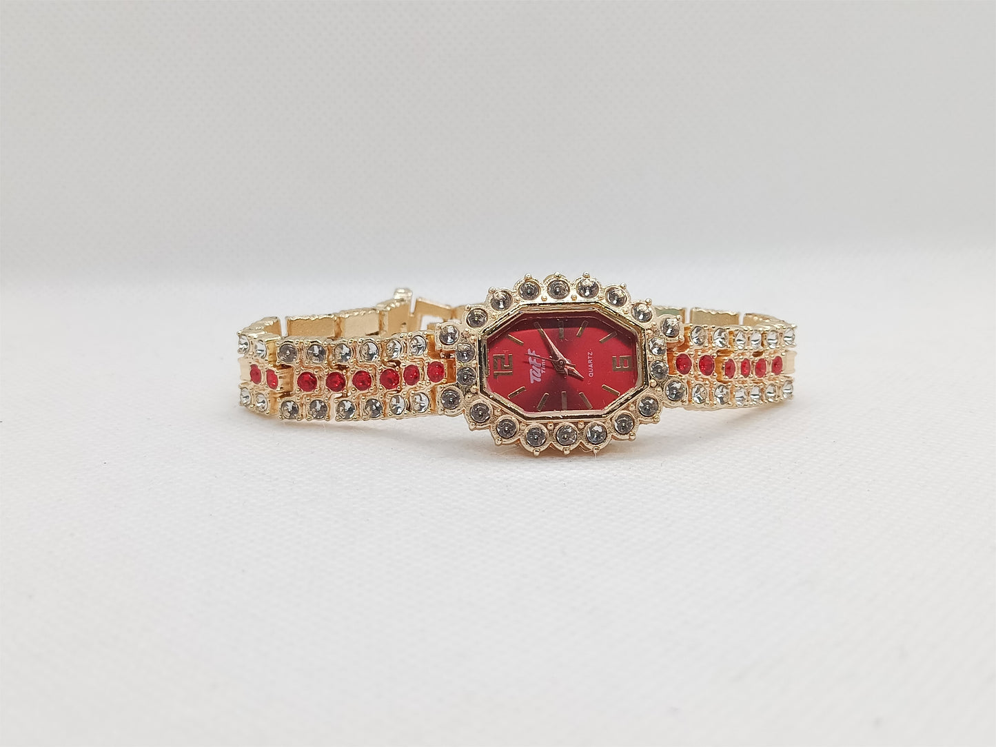 Scarlet Royale Link – Red & Gold Crystal Fusion