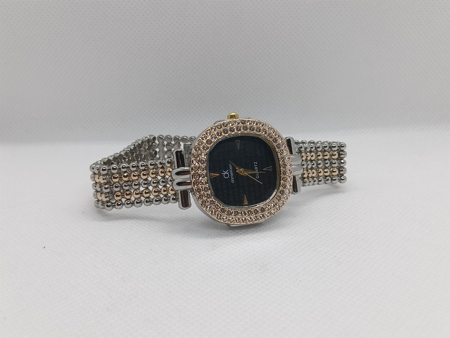 Luxury Black Crystal Frame with Golden Mesh Strap