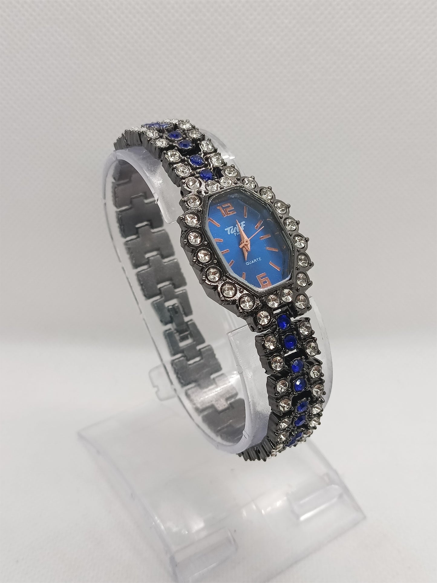 Midnight Sapphire Crystal Bracelet Watch — Silver Edition