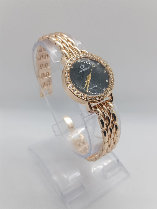 Midnight Aura Ladies Watch – Black Dial, Gold Bracelet, Crystal Bezel, Premium Design