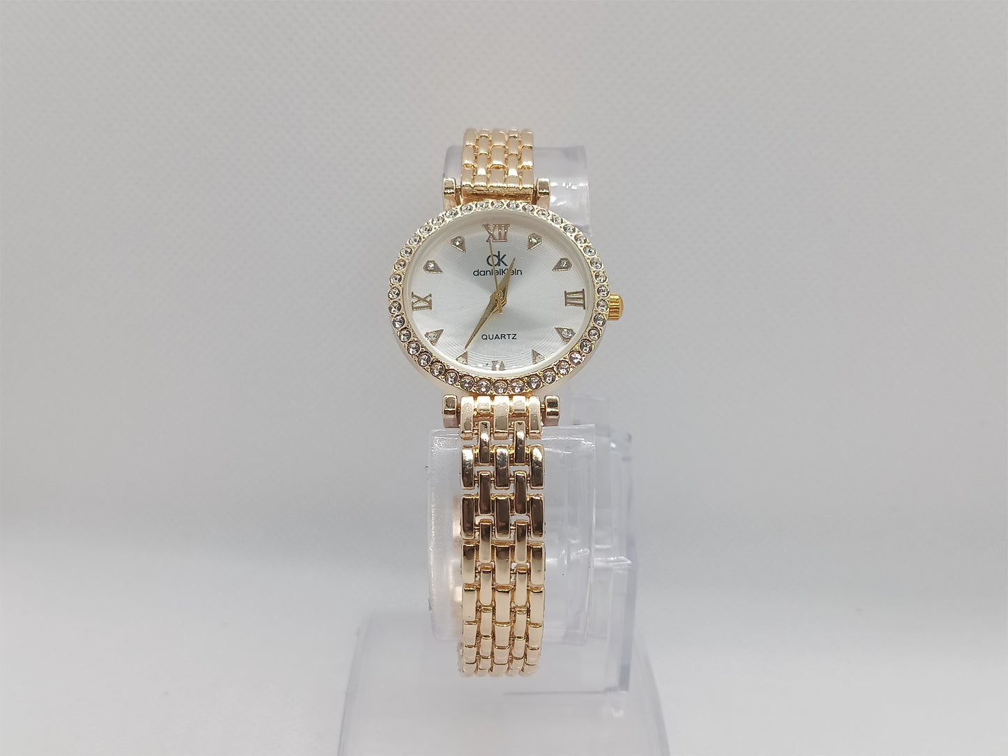 Crystal Luxe Ladies Watch – White Dial, Gold-Tone Stainless Steel Bracelet, Crystal Bezel