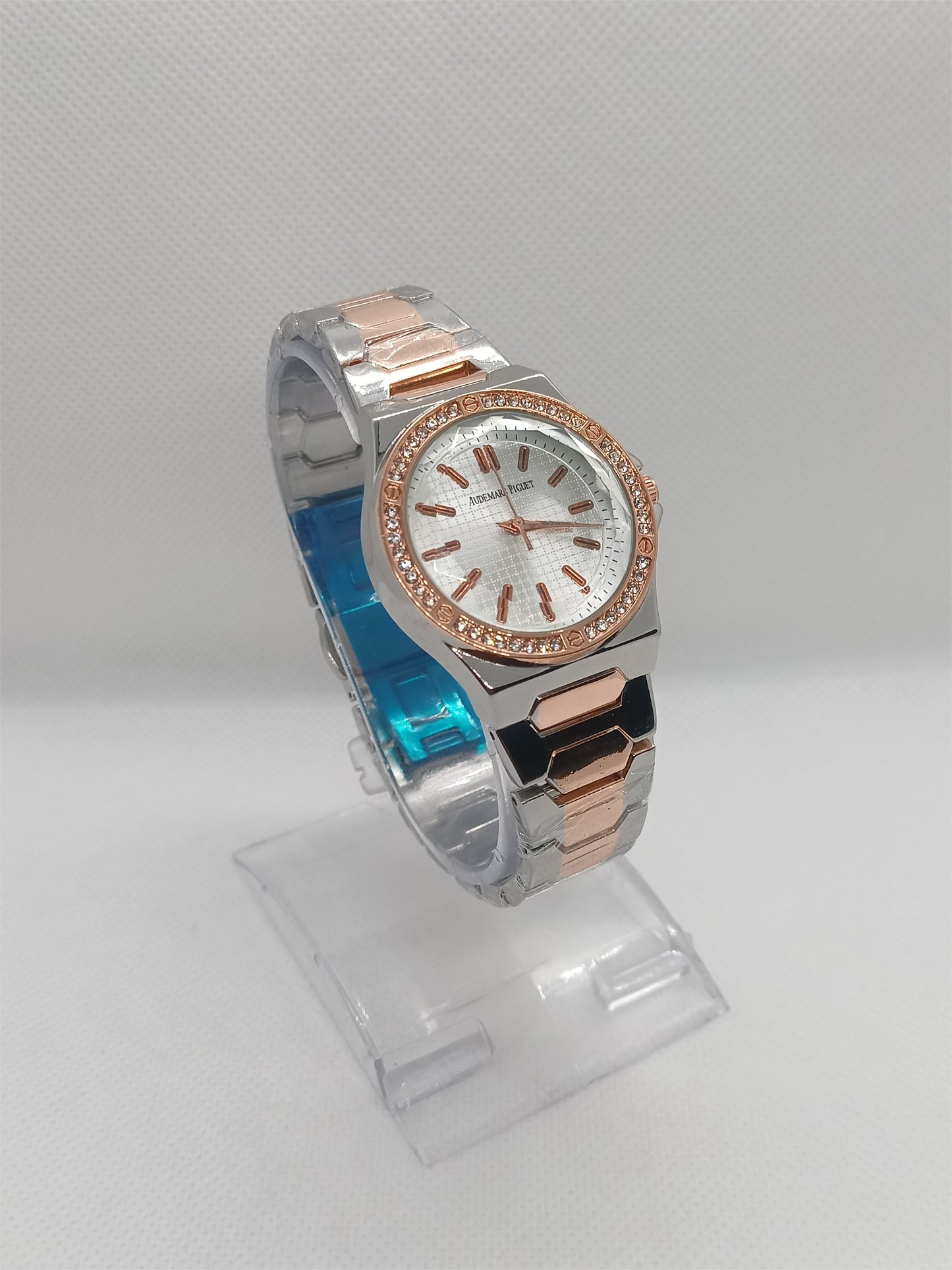 Elegant Two-Tone White Dial Watch