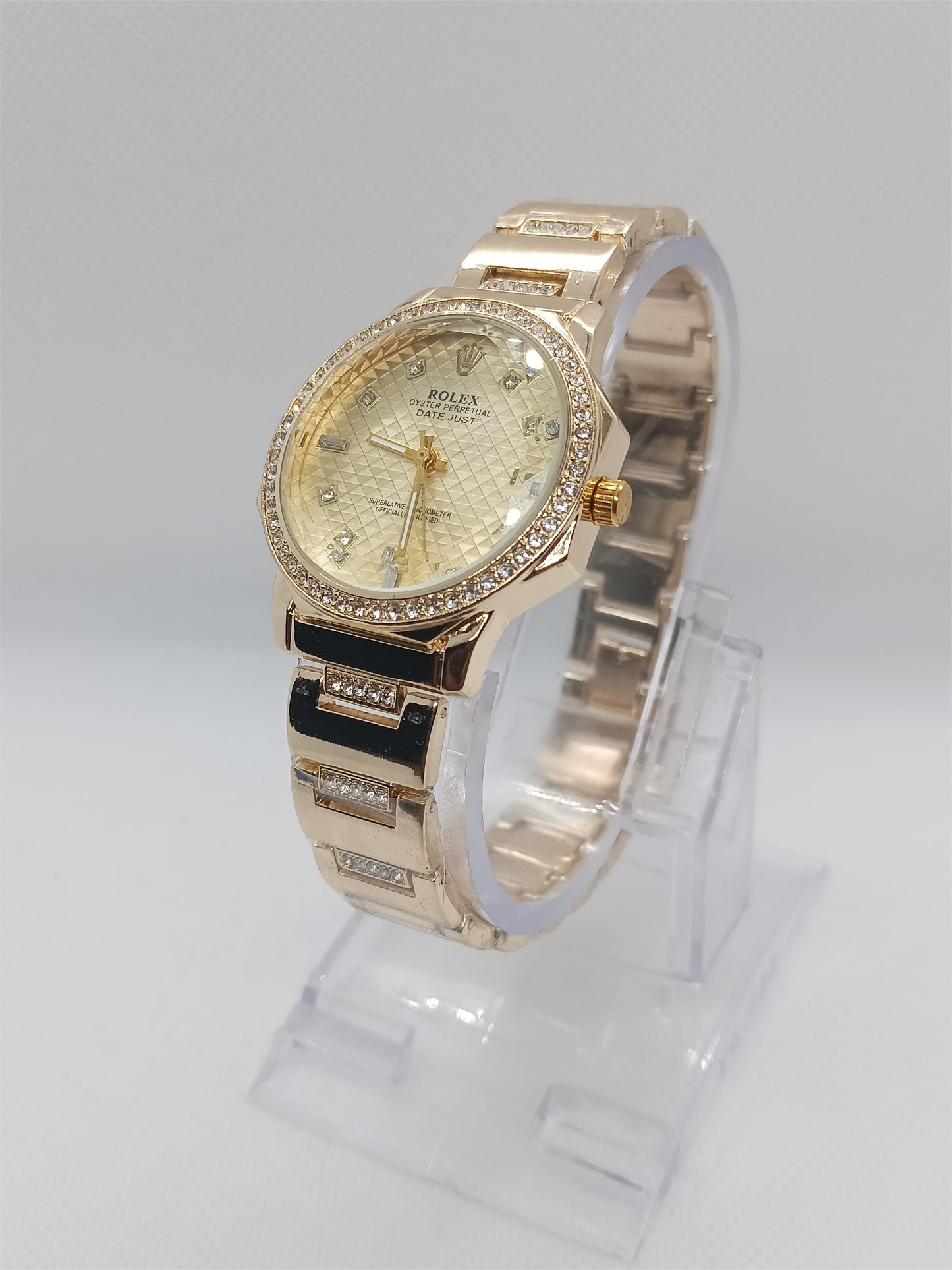 Royal Charm Ladies Watch – Gold Stainless Chain, Crystal Bezel, Textured Dial