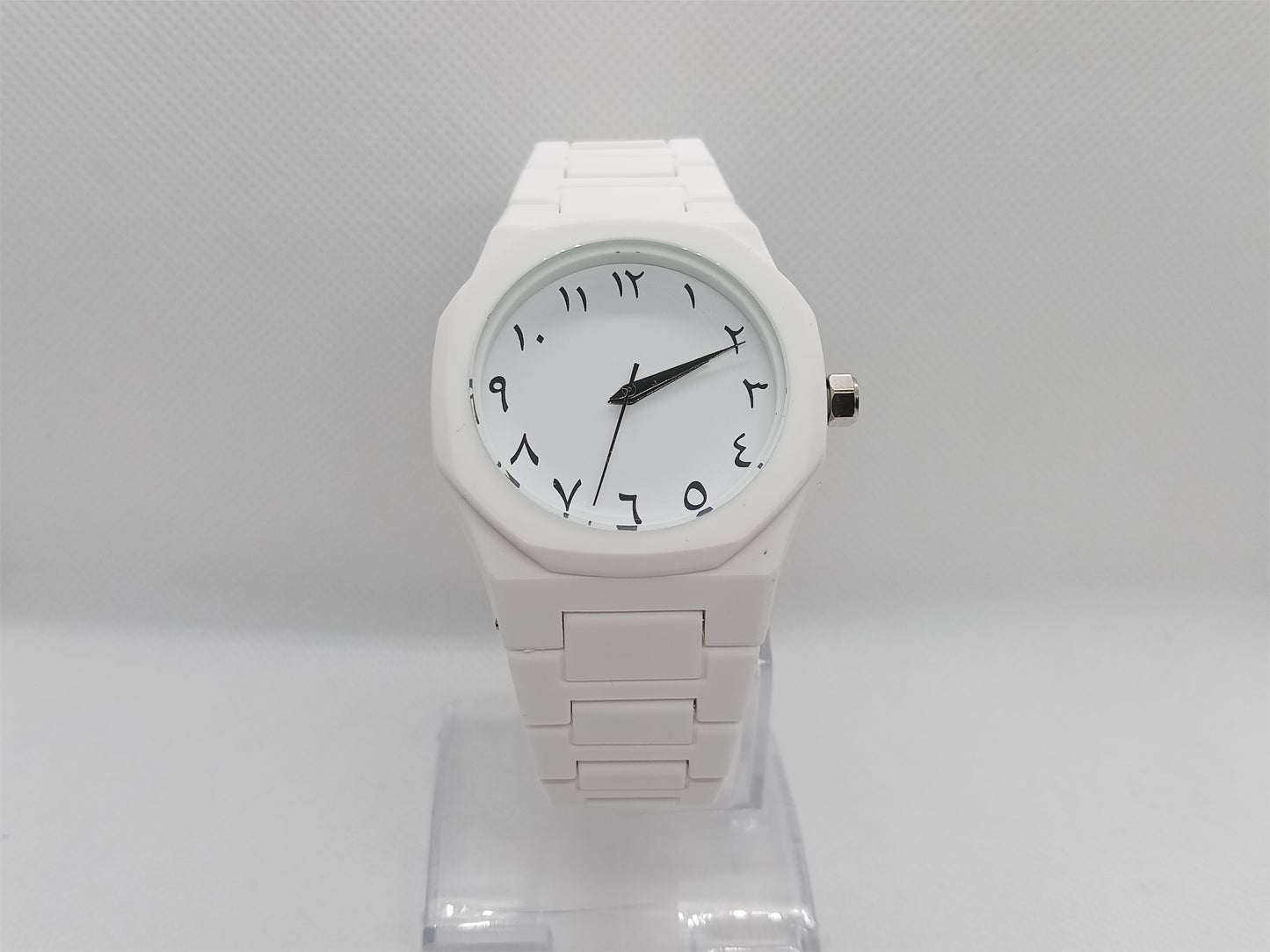 White Arabic Aura – Timeless Pure Aesthetic