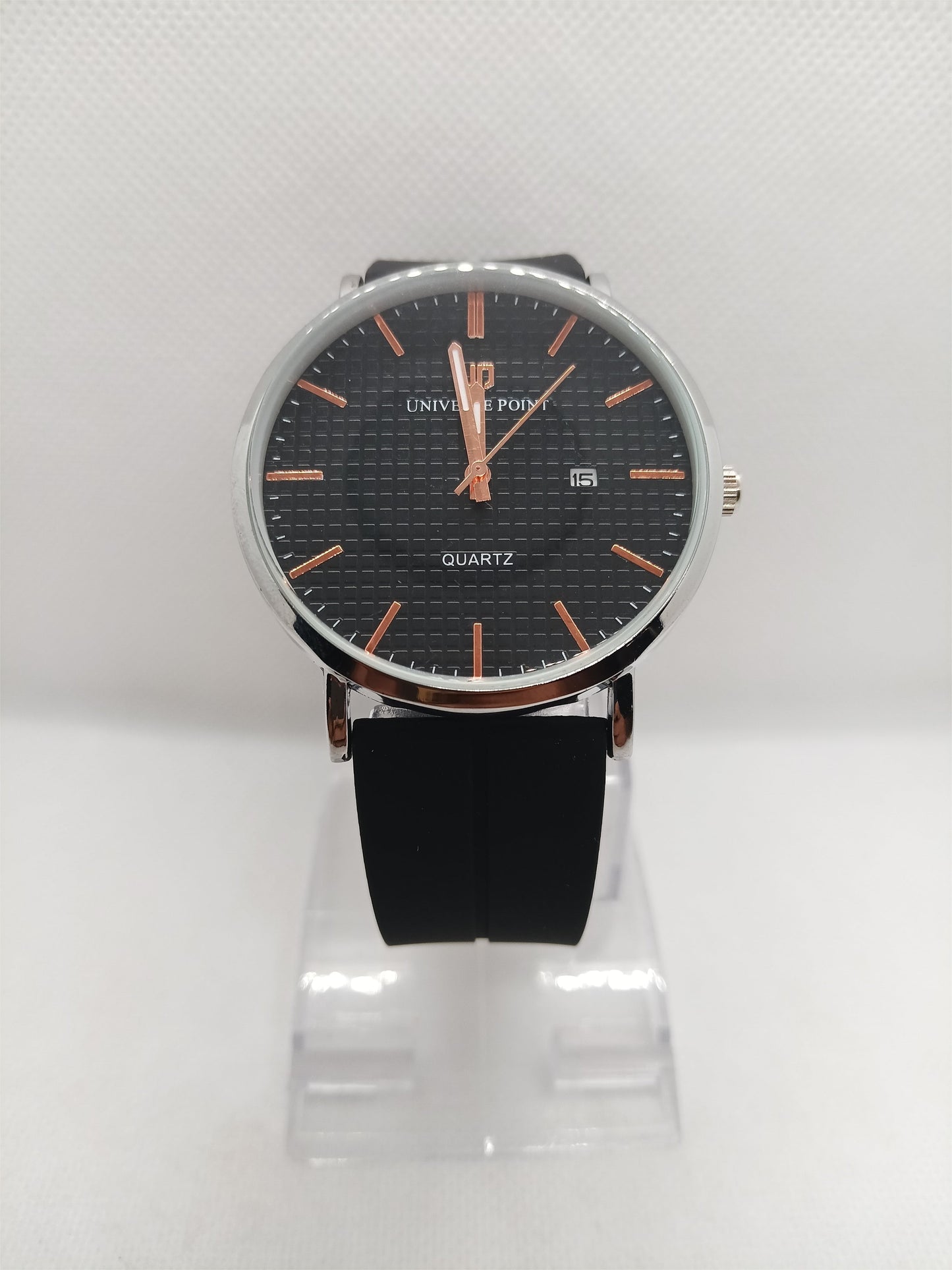 Black Dial Minimal Men's Watch with Magnetic Strap