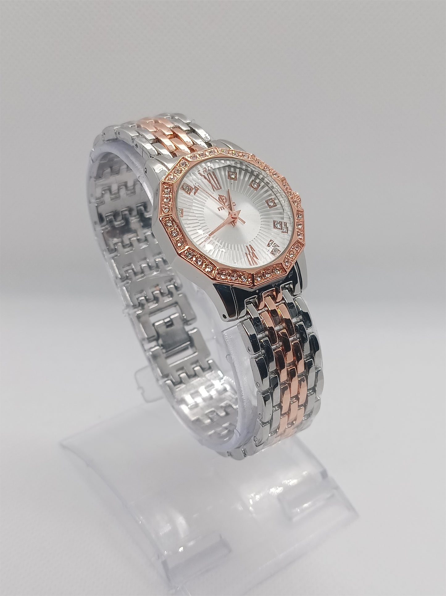 Rose Luxe Ladies Watch – Rose Gold & Silver Chain, Crystal Bezel, Premium Dial