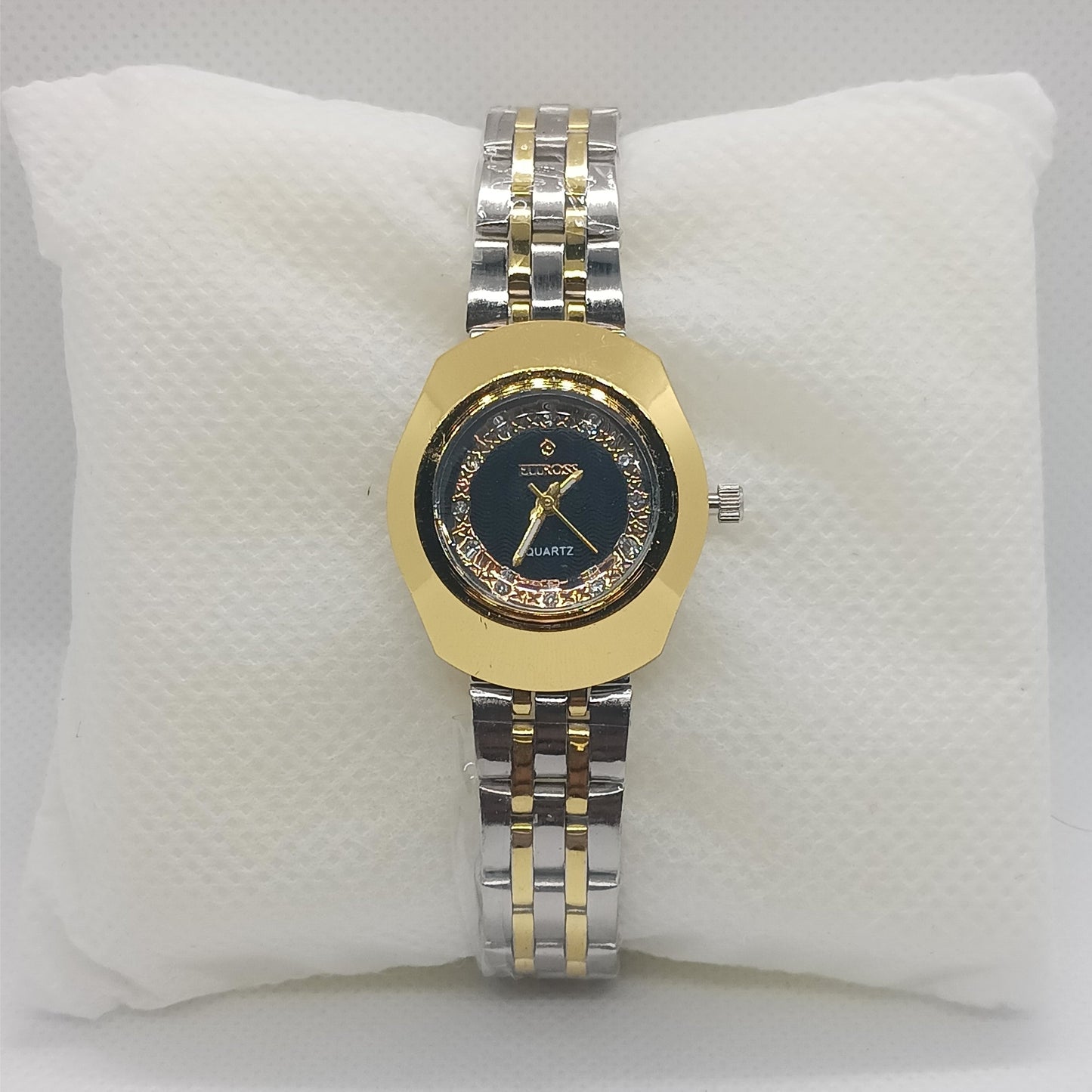 Classic Two-Tone Ladies’ Watch – Gold Bezel & Black Dial