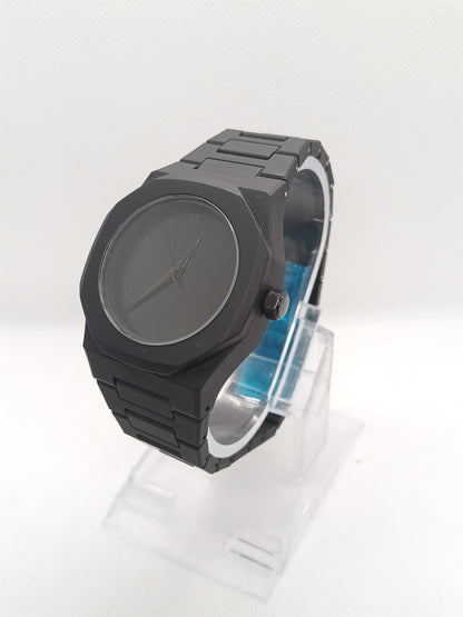 Black Arabic Aura – Midnight Minimal Elegance