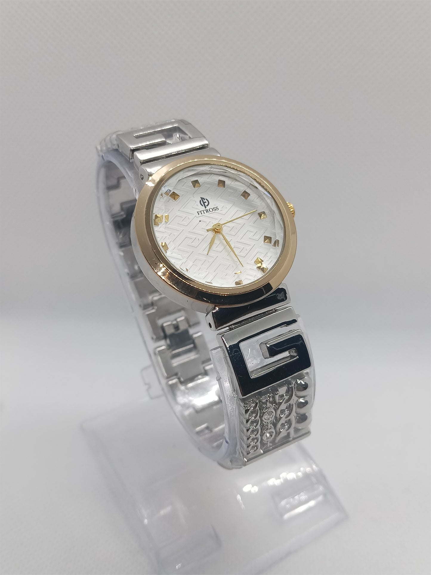 Elegant Grace Ladies Watch – Silver Chain, Textured Dial, Crystal Markers