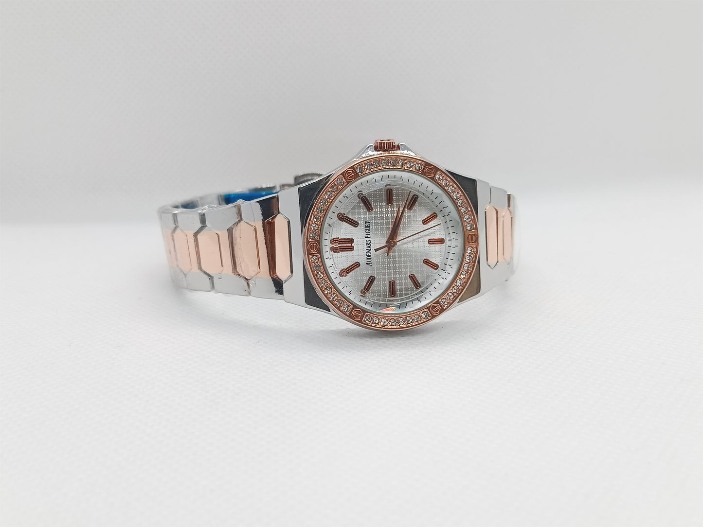 Elegant Two-Tone White Dial Watch