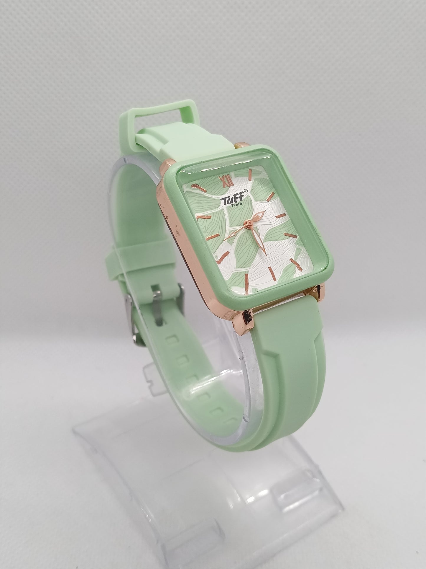 Mint Marble Square – Soft Pastel Elegance