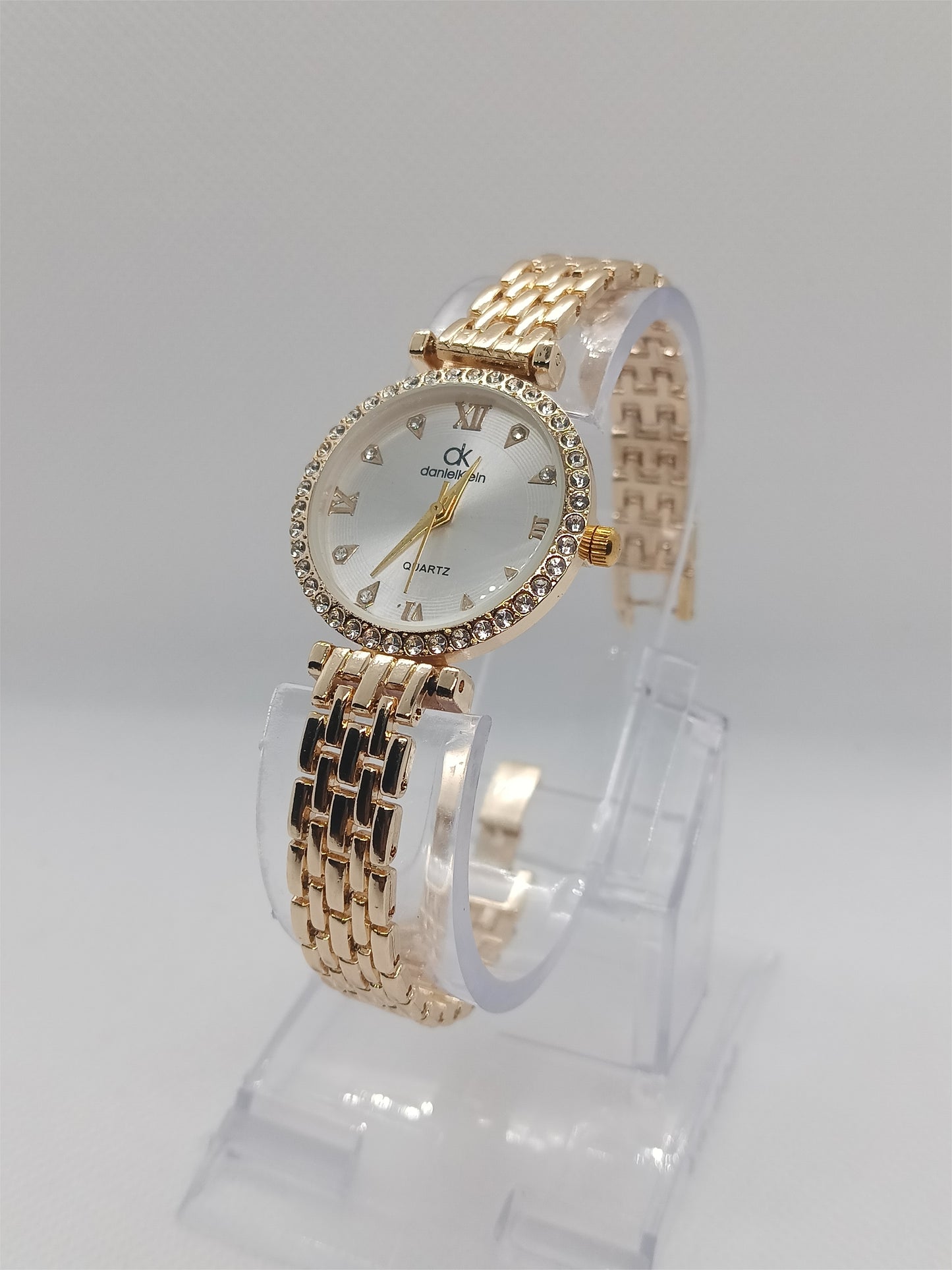 Crystal Luxe Ladies Watch – White Dial, Gold-Tone Stainless Steel Bracelet, Crystal Bezel