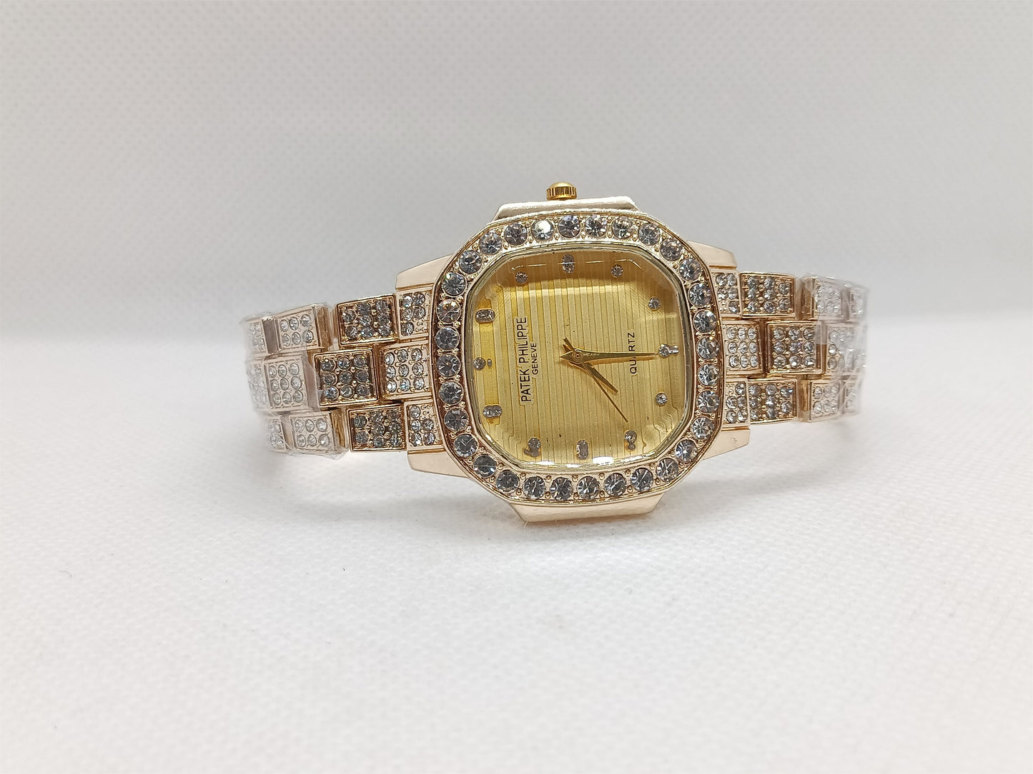 Luxury Gold Stone Chain Ladies Watch