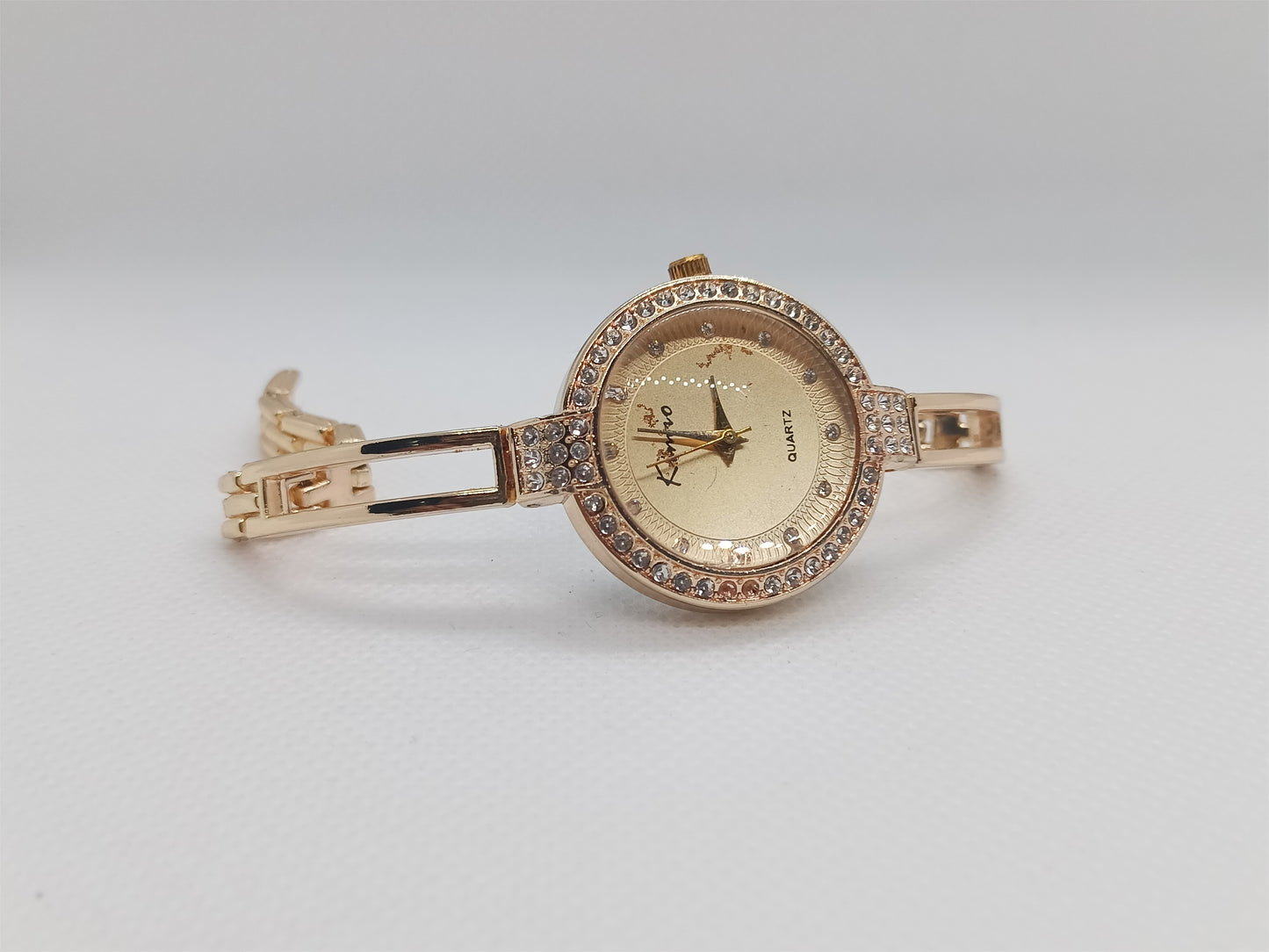 Elegant Grace Ladies Watch – Gold Bangle Bracelet, Crystal Bezel, Classic Minimal Dial