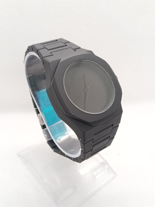 Black Arabic Aura – Midnight Minimal Elegance