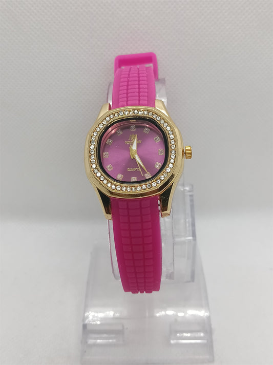 Pink Crystal Edge – Golden Charm Edition