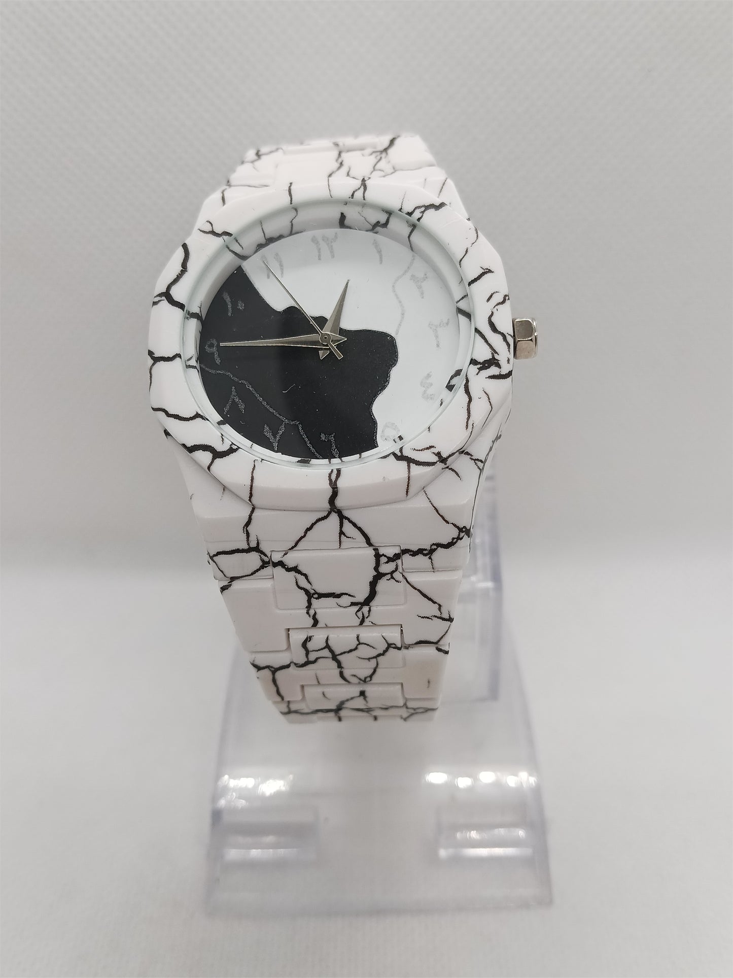 White Marble Arabic Aura – Stone-Inspired Luxury