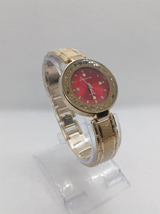 Gold Mesh Ladies Watch – Red Dial