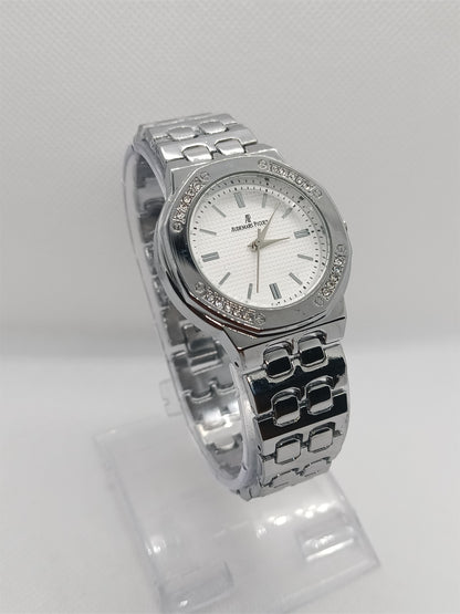 Silver Dial Women’s Watch with Classic Metallic Link Strap